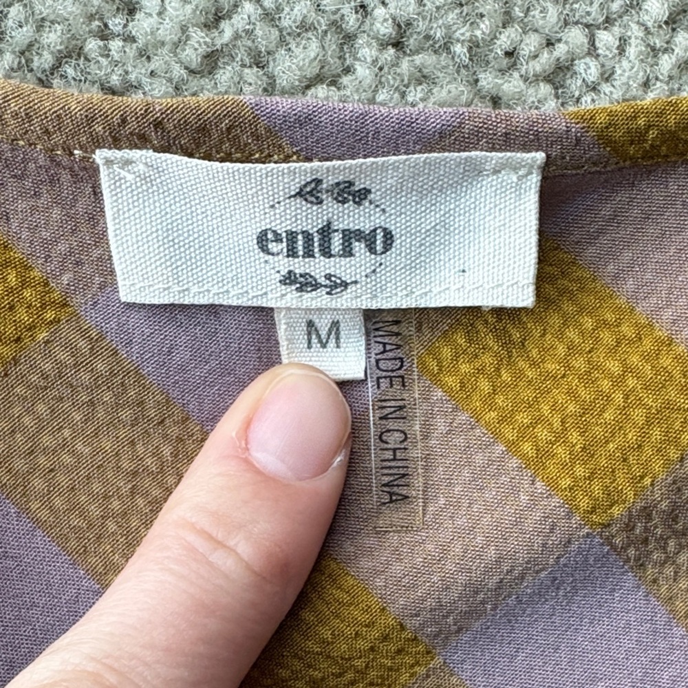 🪷entro Checkered Blouse 3/4 Sleeve, Medium, EUC - Picture 2 of 5